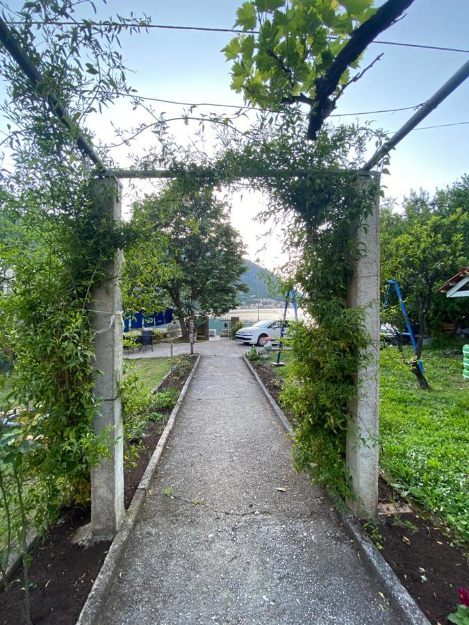 Apartments Vido Котор Екстер'єр фото