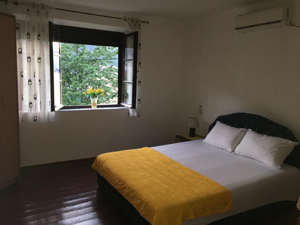 Apartments Vido Котор Екстер'єр фото