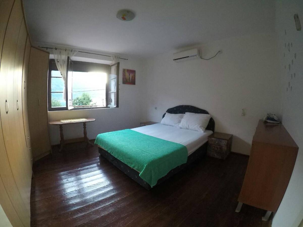 Apartments Vido Котор Екстер'єр фото